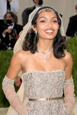 NEW YORK, NEW YORK - SEPTEMBER 13: Yara Shahidi attends The 2021 Met Gala Celebrating In America: A ...