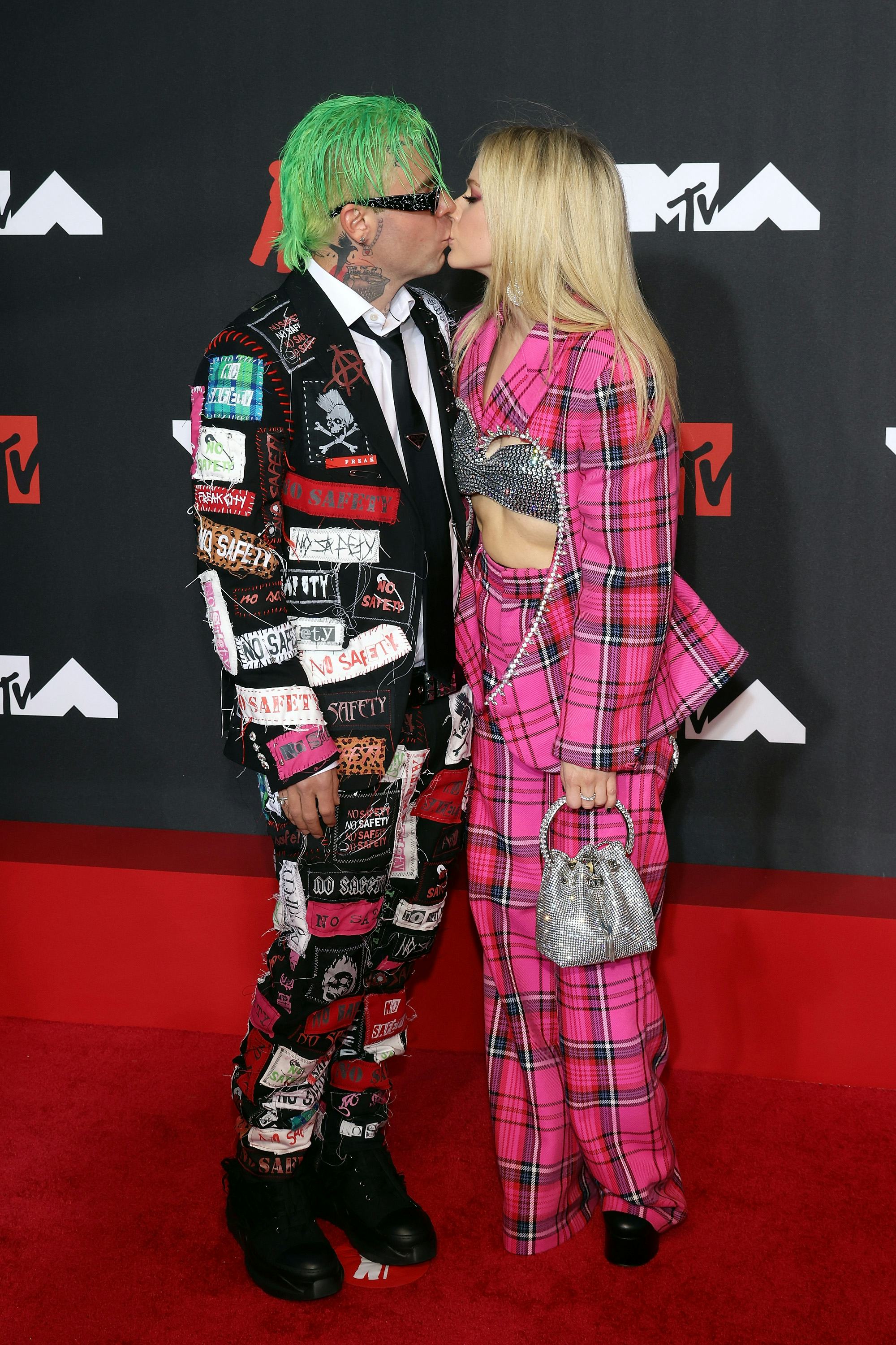 NEW YORK, NEW YORK - SEPTEMBER 12: Mod Sun and Avril Lavigne attend the 2021 MTV Video Music Awards &hellip;