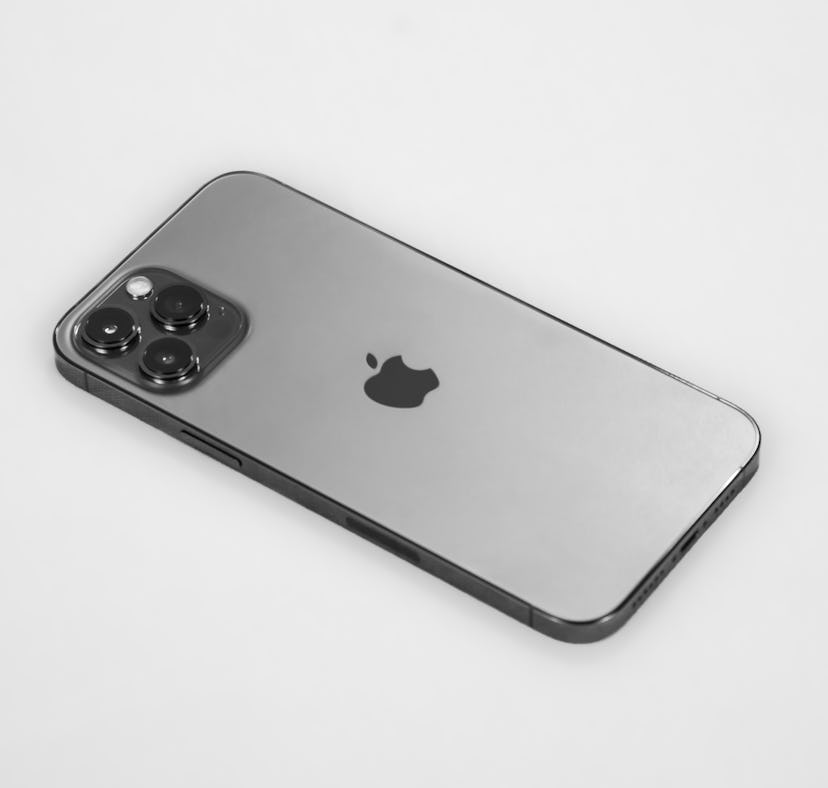 This iPhone 12 price drop after the iPhone 13 announcement is a great deal.