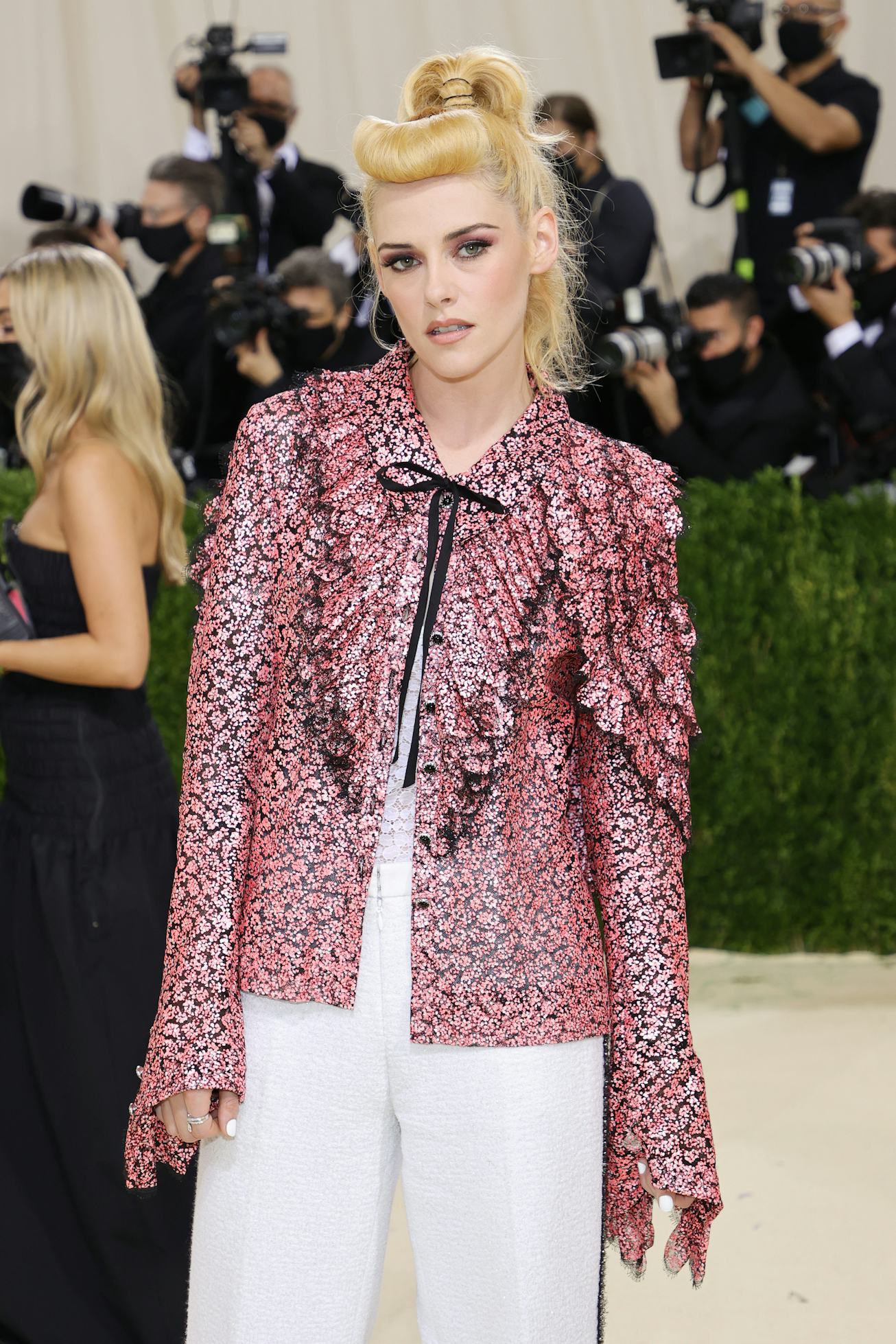 NEW YORK, NEW YORK - SEPTEMBER 13: Kristen Stewart attends The 2021 Met Gala Celebrating In America:...