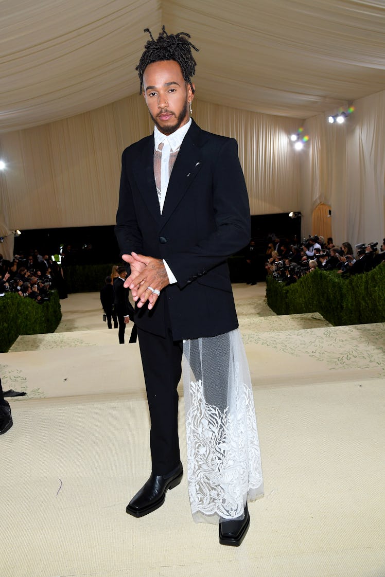 NEW YORK, NEW YORK - SEPTEMBER 13: Lewis Hamilton attends The 2021 Met Gala Celebrating In America: ...