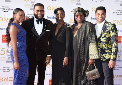 US actor Anthony Anderson, his wife  Alvina Stewart (3rdL), their children Kyra (L) and Nathan (R) a...