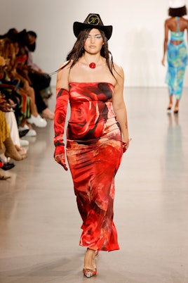 NEW YORK, NEW YORK - SEPTEMBER 12: A model walks the runway for Kim Shui during NYFW: The Shows at G...