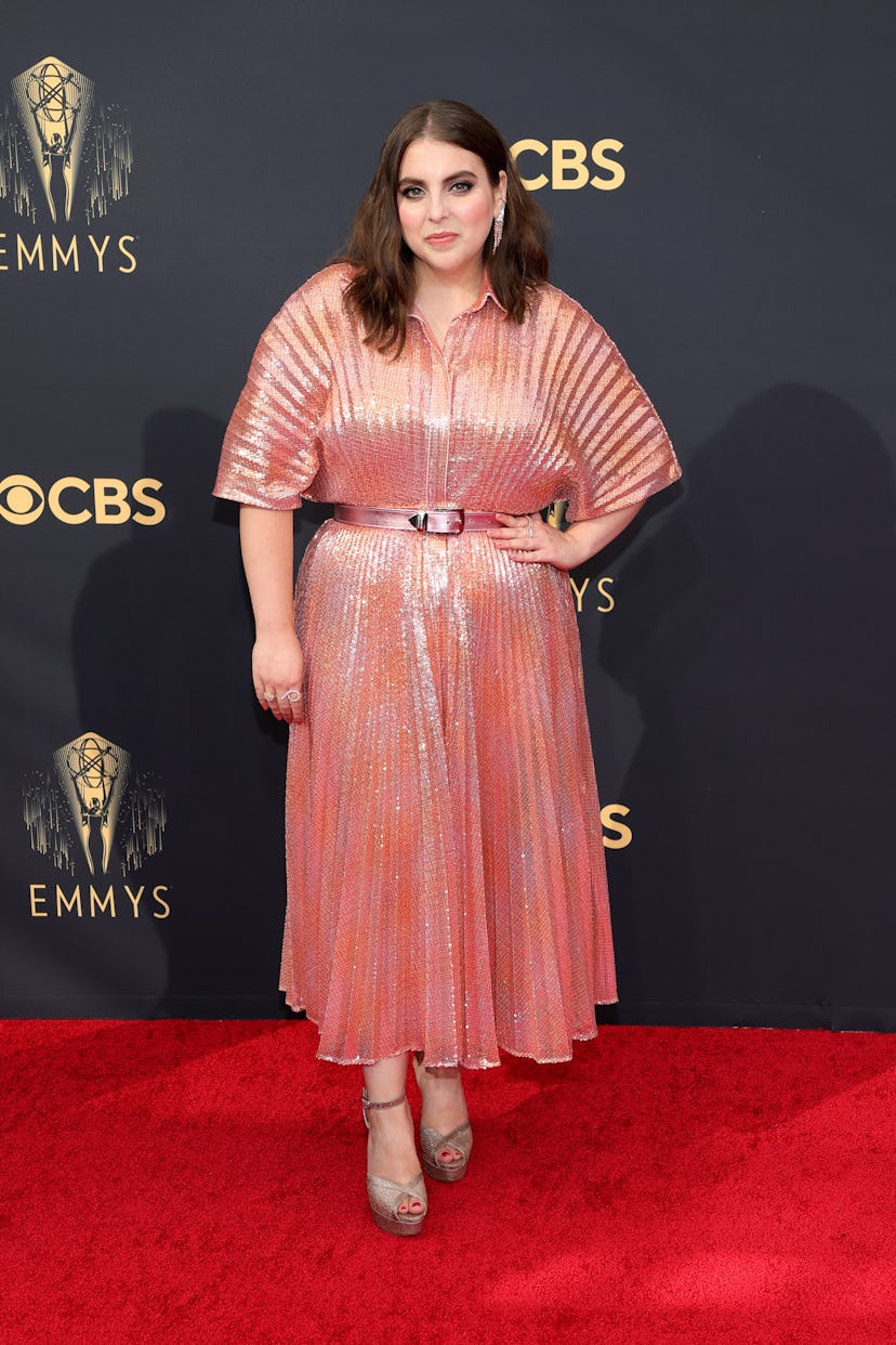 LOS ANGELES, CALIFORNIA - SEPTEMBER 19: Beanie Feldstein attends the 73rd Primetime Emmy Awards at L...