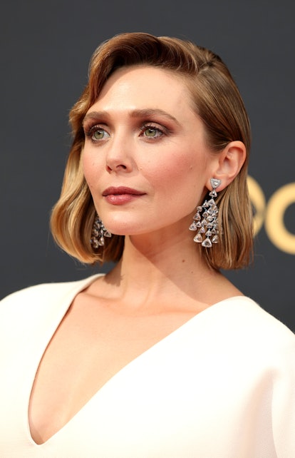 LOS ANGELES, CALIFORNIA - SEPTEMBER 19: Elizabeth Olsen attends the 73rd Primetime Emmy Awards at L....