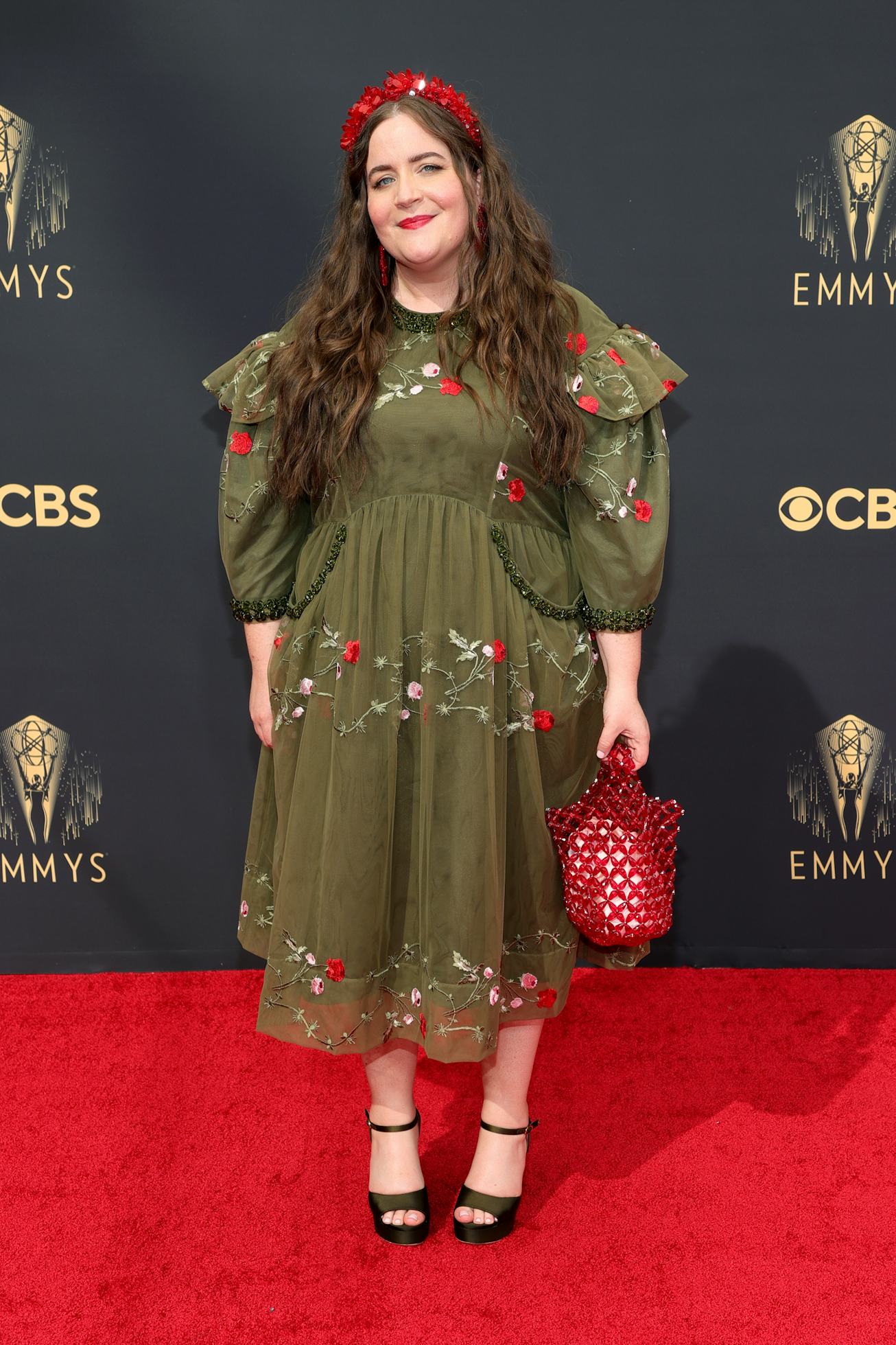 LOS ANGELES, CALIFORNIA - SEPTEMBER 19: Aidy Bryant attends the 73rd Primetime Emmy Awards at L.A. L...