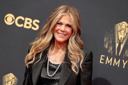 LOS ANGELES, CALIFORNIA - SEPTEMBER 19: Rita Wilson attends the 73rd Primetime Emmy Awards at L.A. L...