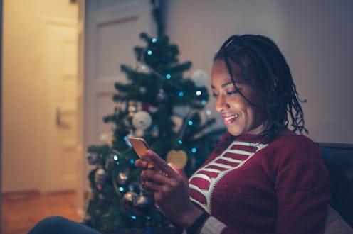 Find 35 holiday trivia questions & answers for Zoom parties.
