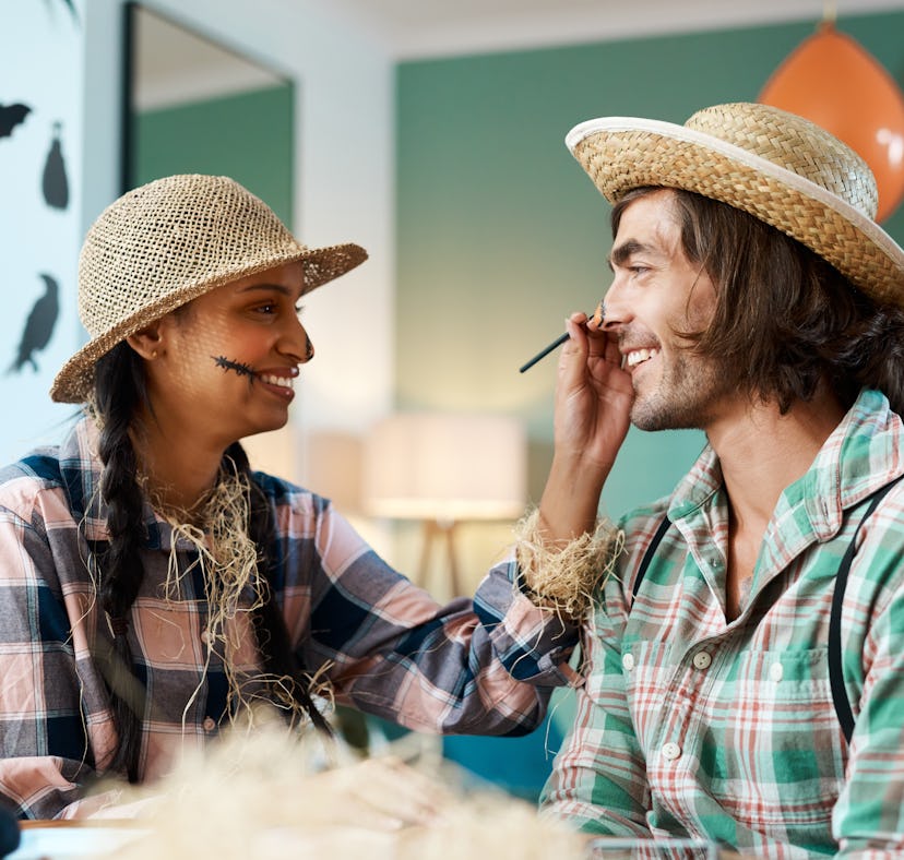 These Halloween couples costume ideas cover almost everything.