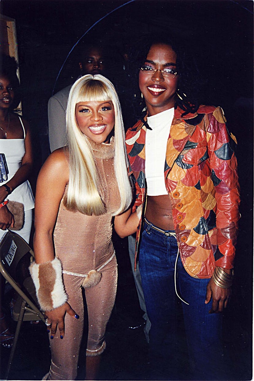 Lil' Kim and Lauryn Hill during The 1999 Source Hip-Hop Music Awards in Los Angeles, California, Uni...