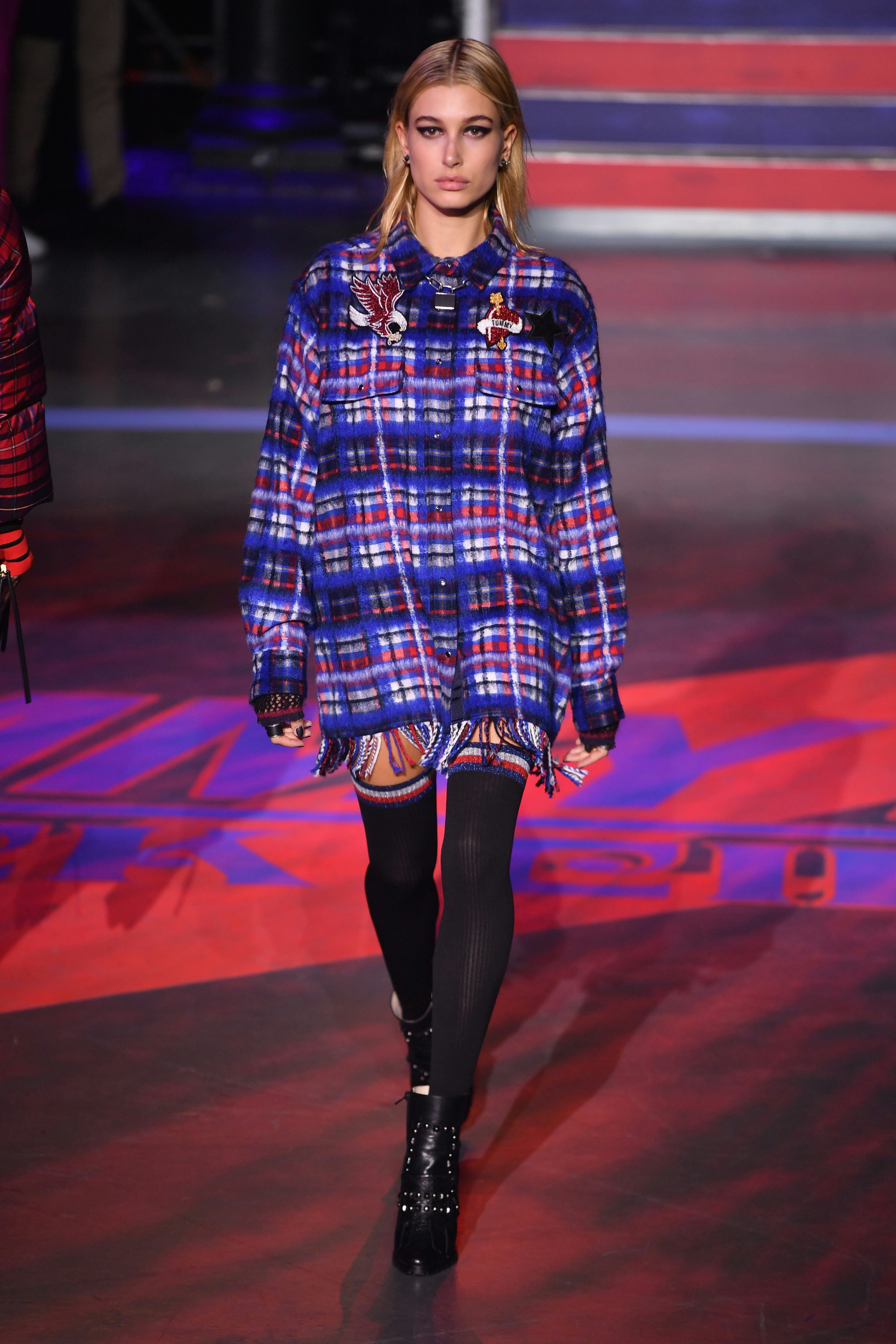 Hailey Bieber&rsquo;s outfits on the runway at Fashion Week are always epic. See 40 of her best model mome&hellip;