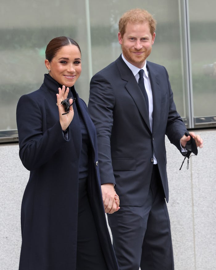 NEW YORK, NEW YORK - SEPTEMBER 23: Prince Harry, Duke of Sussex, and Meghan, Duchess of Sussex, visi...