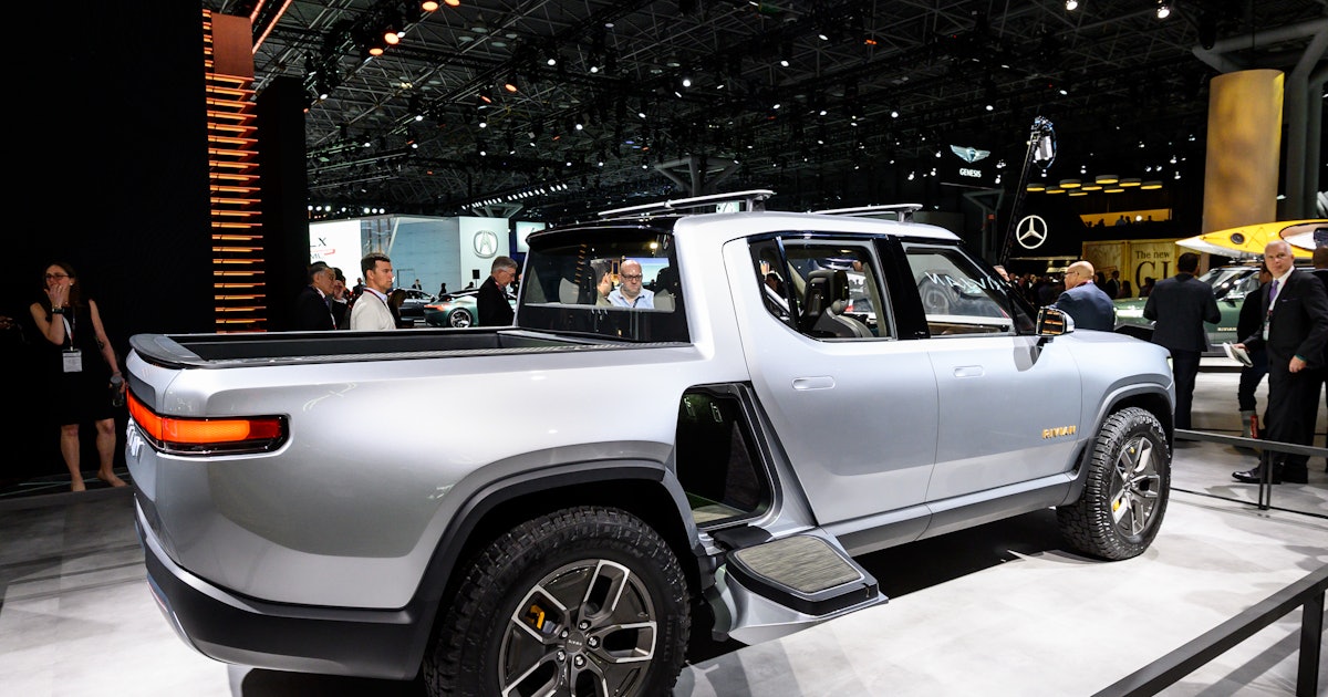 We drove the Rivian R1T and have this review<br>
