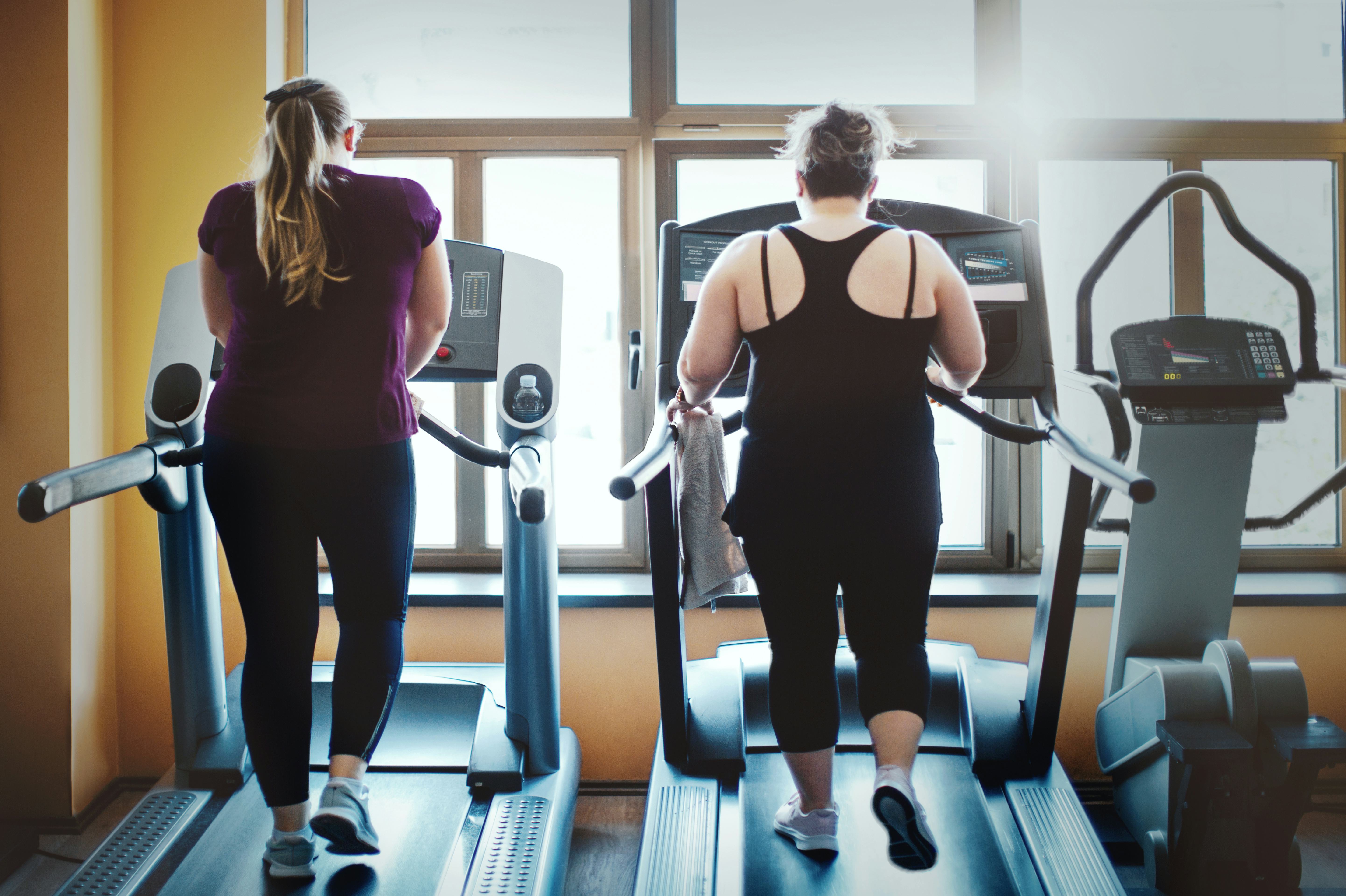 How to work online inner thighs on treadmill