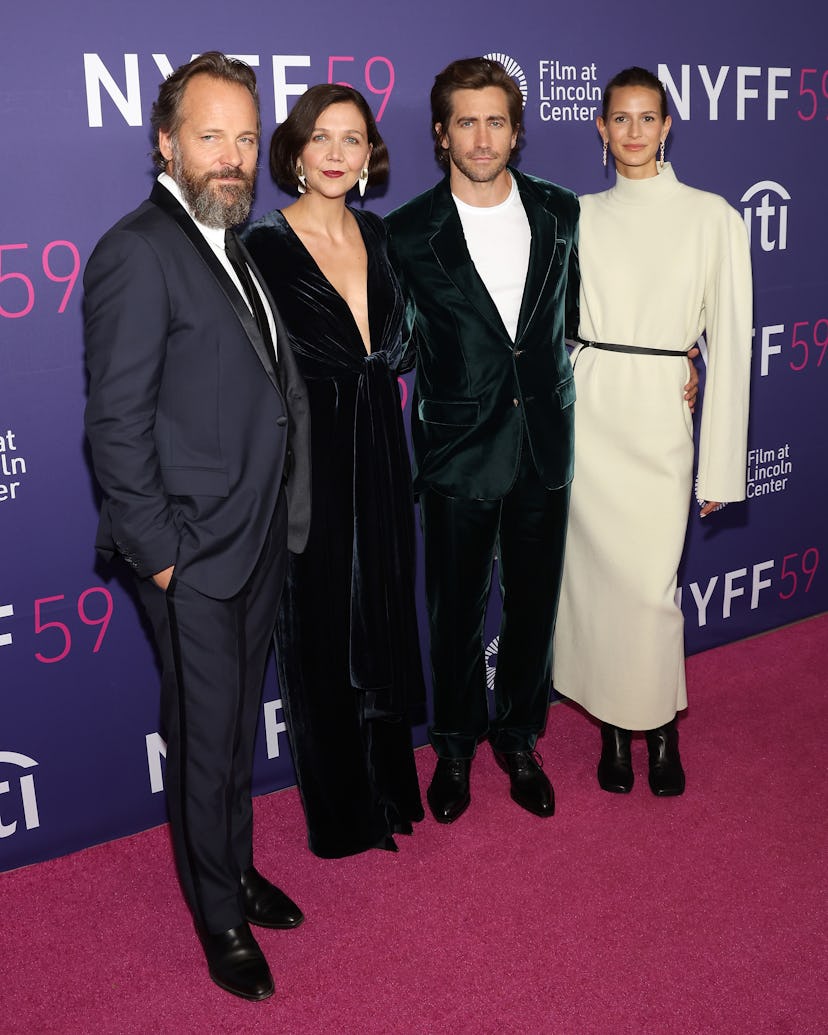 NEW YORK, NEW YORK - SEPTEMBER 29: Peter Sarsgaard, Maggie Gyllenhaal, Jake Gyllenhaal, and Jeanne C...