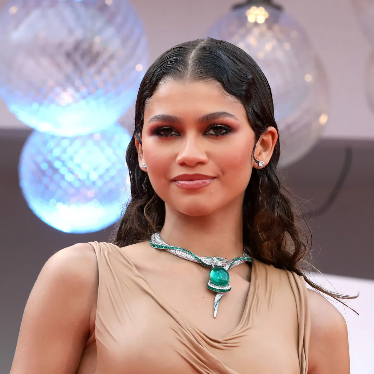 Tweets About Zendaya's "Wet" Dress Show She Made A Splash In Venice Tweets About Zendaya's "Wet" Dress Show She Made A Splash In Venice