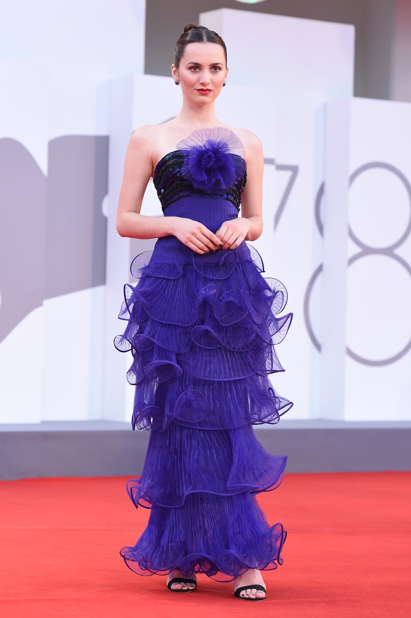 VENICE, ITALY - SEPTEMBER 04:  Maude Apatow attends the red carpet of the movie "Competencia Oficial...