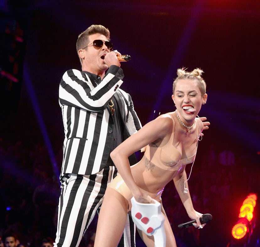 NEW YORK, NY - AUGUST 25:  Robin Thicke and Miley Cyrus perform during the 2013 MTV Video Music Awar...