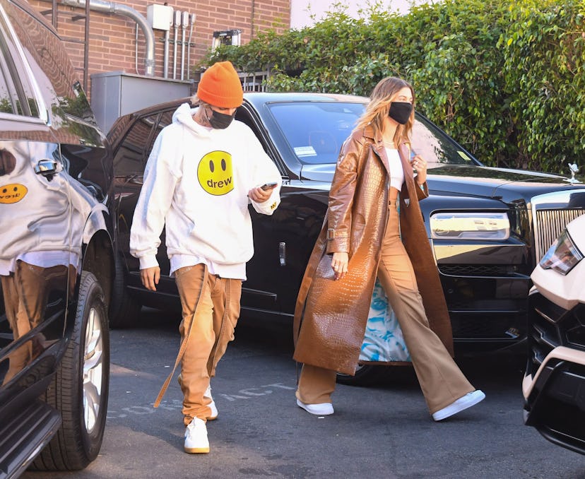 Dress as celebrity couple Hailey and Justin Bieber for Halloween 