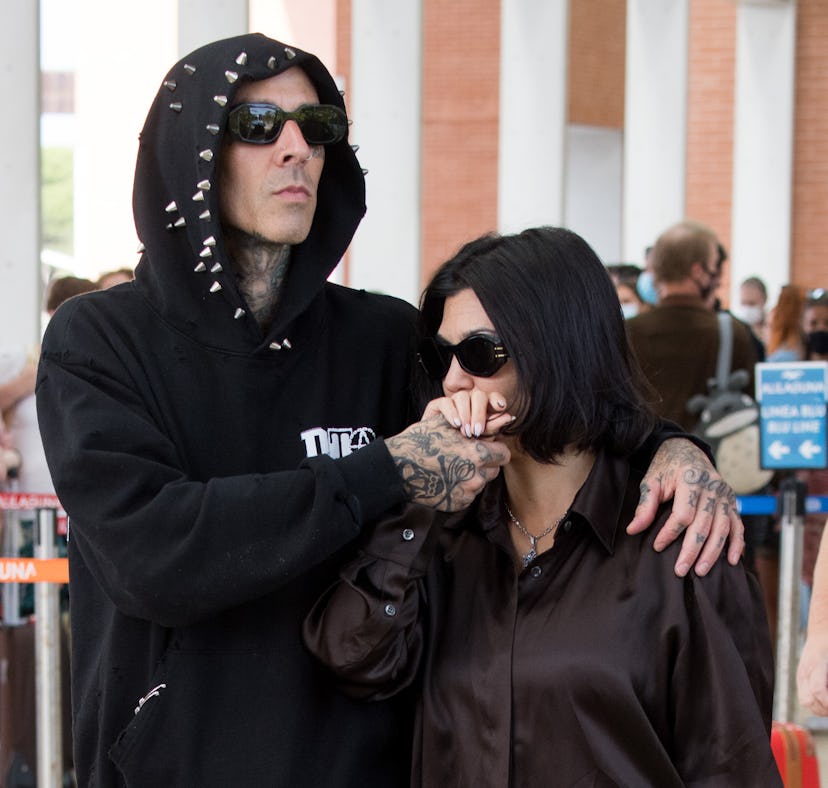 Travis Barker's quotes about flying with Kourtney Kardashian are incredibly romantic.