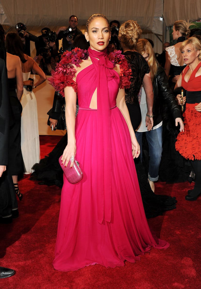 The best 2000s Met Gala fashion looks of all time run the gamut, from Jennifer Lopez's halter gown i...