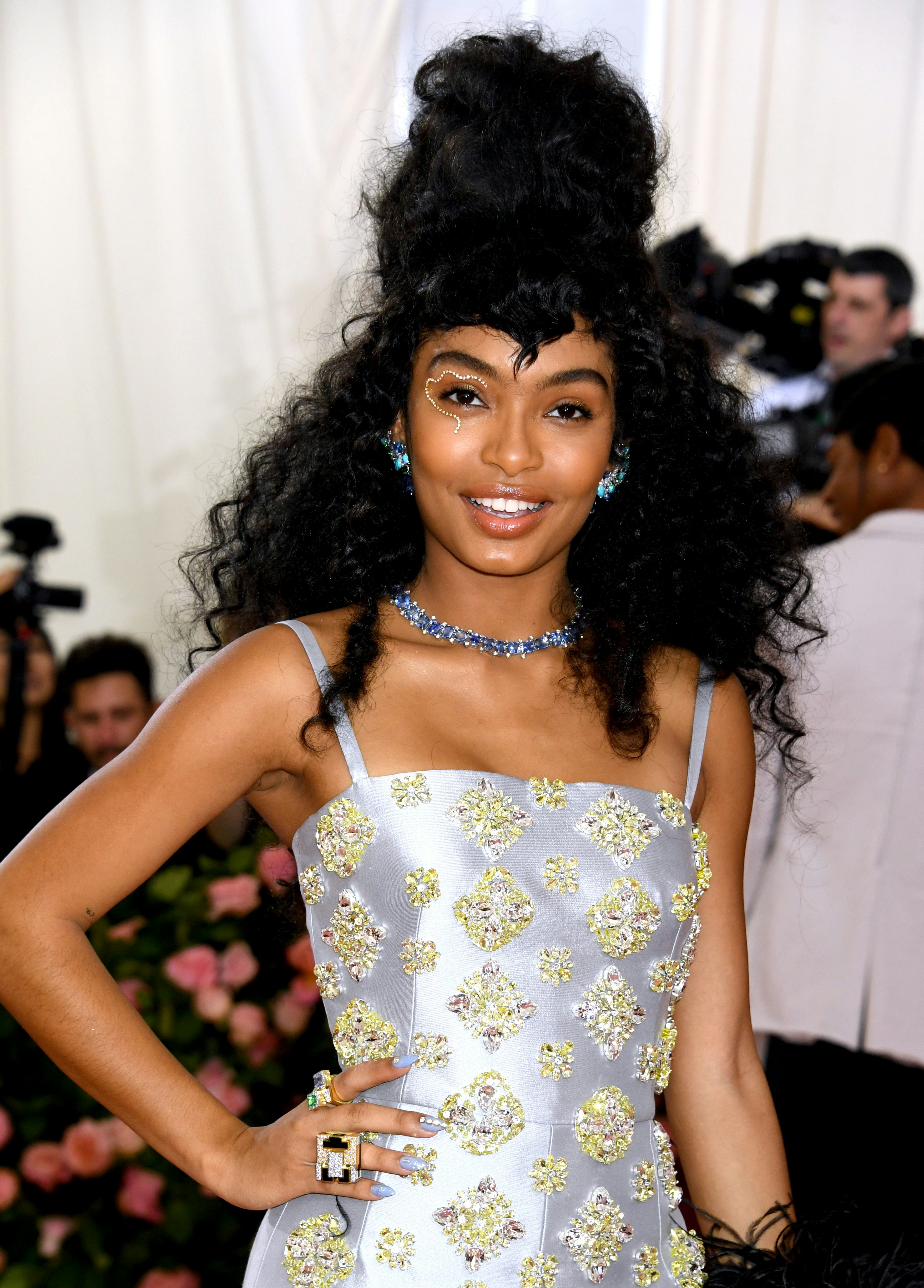 Yara Shahidi attending the Met&rsquo;s 2019 camp-themed gala with a rhinestone-adorned eye.