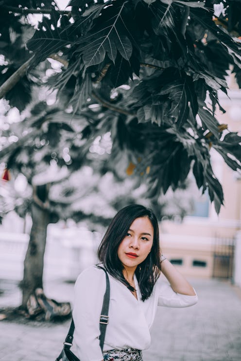 Here are reasons why your hair is dry, brittle, or feels like straw.