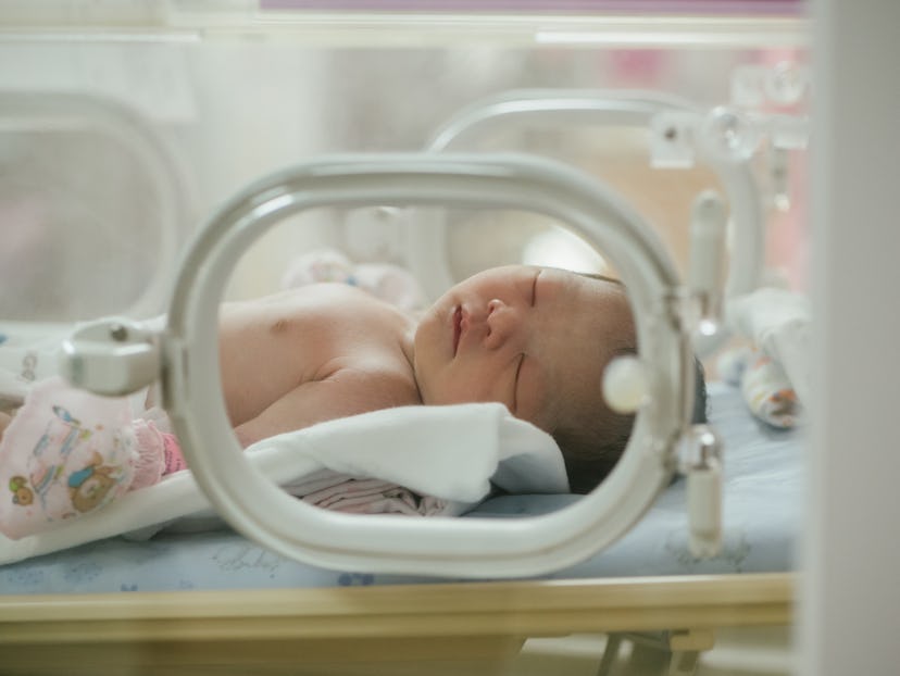 You can help those you love with a baby in the NICU by offering food and support.