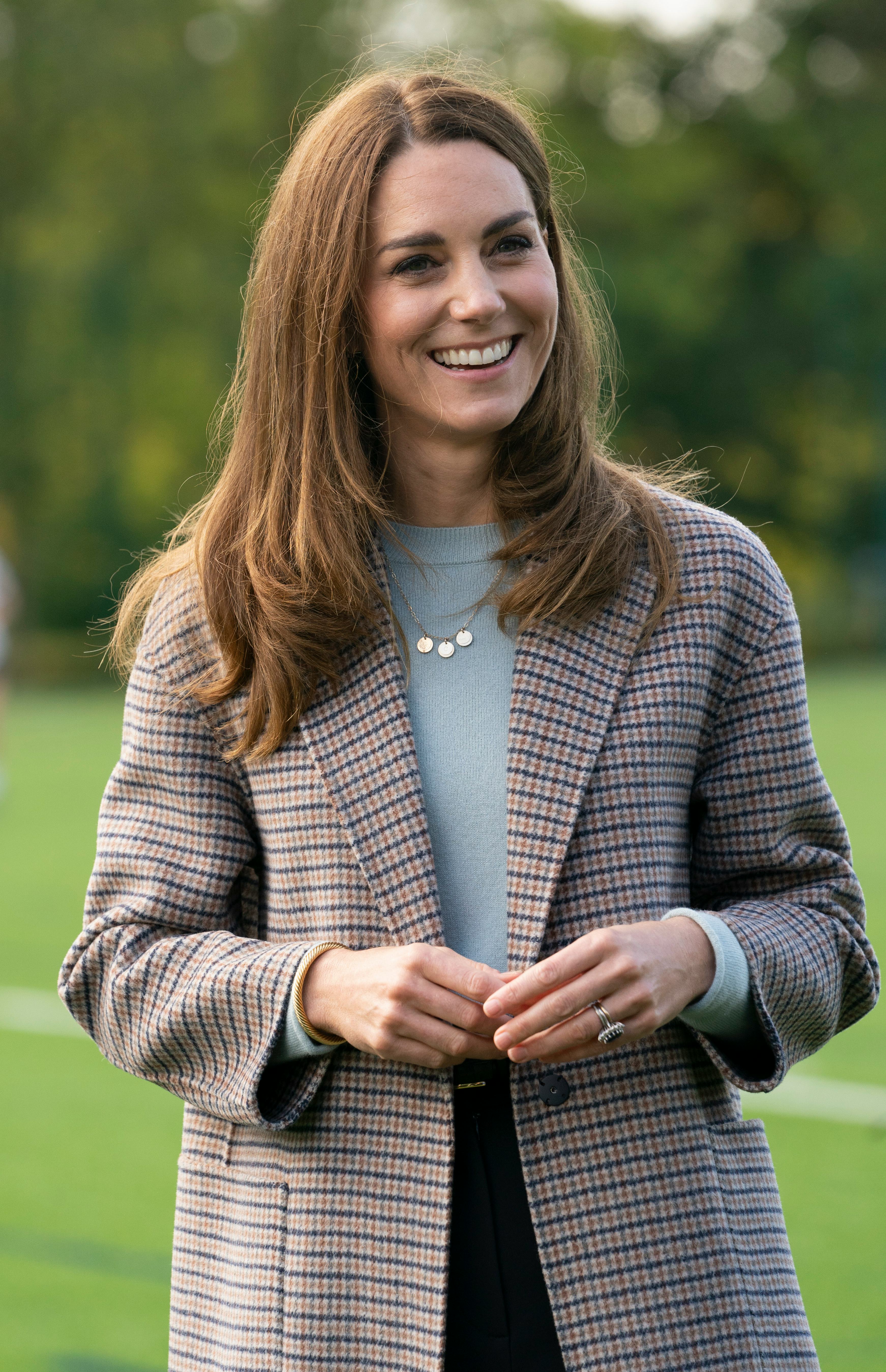 DERBY, ENGLAND - OCTOBER 06: Catherine, Duchess of Cambridge visits students at the University of De&hellip;