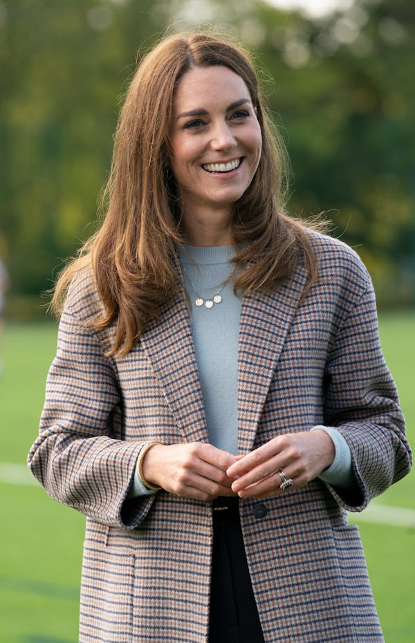 DERBY, ENGLAND - OCTOBER 06: Catherine, Duchess of Cambridge visits students at the University of De...
