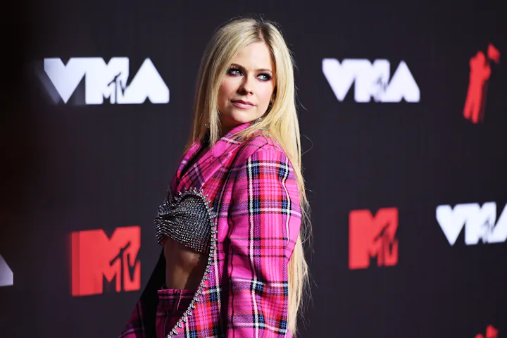 NEW YORK, NEW YORK - SEPTEMBER 12: Avril Lavigne attends the 2021 MTV Video Music Awards at Barclays...