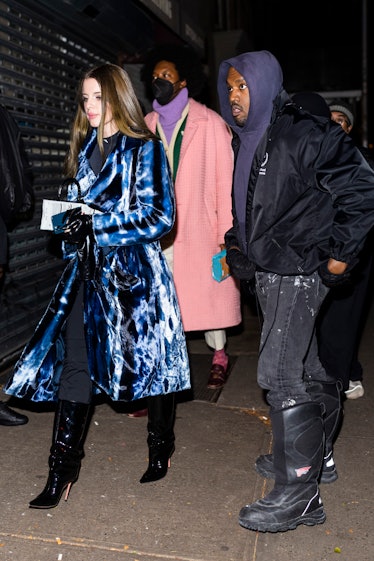 Kanye West and Julia Fox, whose zodiac signs - Gemini and Aquarius - make so much sense together.