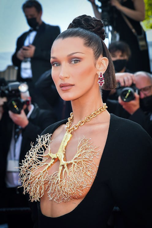 From brow lamination to high arches, here are the top eyebrow trends in 2022.