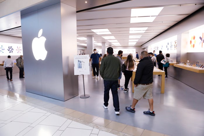 TAMPA, FL - NOVEMBER 26: The Apple store opened early on Black Friday at International Plaza on Nove...