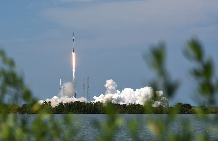  A SpaceX Falcon 9 rocket lifts off from pad 40 at the Cape Canaveral Space Force Station