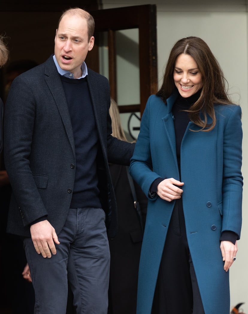 Prince William goes to a museum with Kate Middleton.