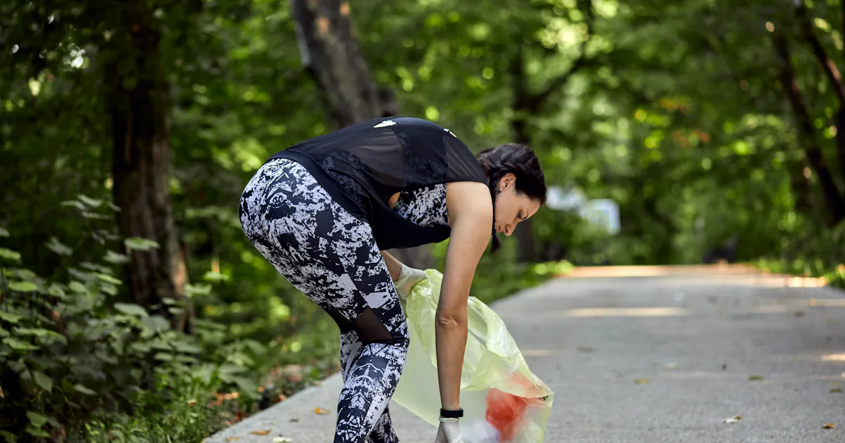 Plogging Is Tiktok S Latest Viral Jogging Trend Plogging Is Tiktok S Latest Viral Jogging Trend