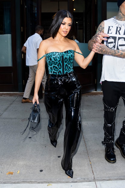 NEW YORK, NEW YORK - OCTOBER 16: Kourtney Kardashian is seen on October 16, 2021 in New York City. (...