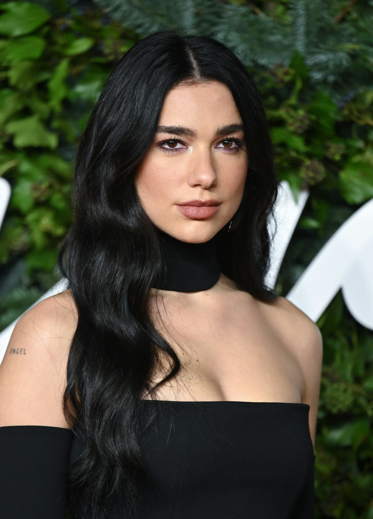 LONDON, ENGLAND - NOVEMBER 29: Dua Lipa attends The Fashion Awards 2021 at the Royal Albert Hall on ...