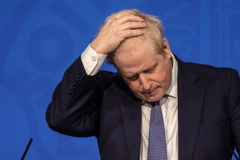 Twitter’s Best “Ambushed By Cake” Memes Are The Perfect Partygate Antidote