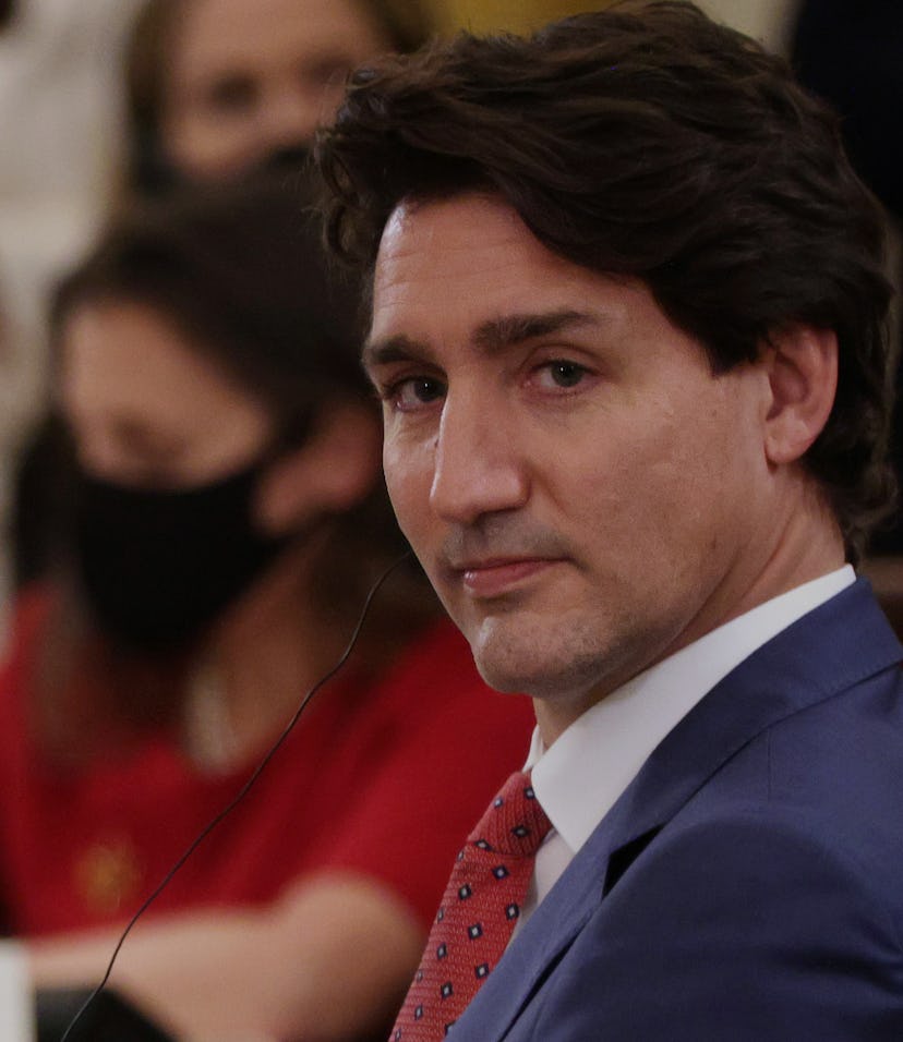 WASHINGTON, DC - NOVEMBER 18:  Canadian Prime Minister Justin Trudeau listens during the first North...