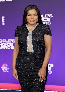 SANTA MONICA, CALIFORNIA - DECEMBER 07: Mindy Kaling attends the 47th Annual People's Choice Awards ...