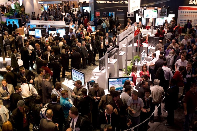 LAS VEGAS, NV - JANUARY 8:  Crowds of people are seen at the 2008 International Consumer Electronics...