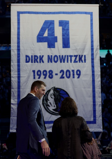 Mavericks to retire Dirk Nowitzki's jersey in January