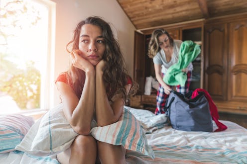 This woman has an avoidant attachment style and broke up with her girlfriend as a result. Here's how...