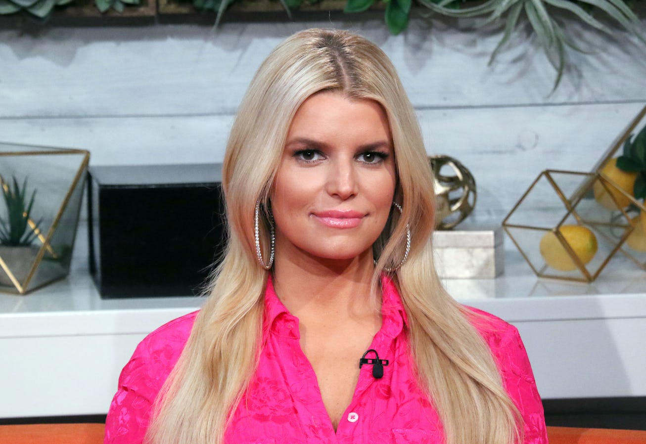 NEW YORK, NEW YORK - FEBRUARY 04: (EXCLUSIVE COVERAGE) Singer Jessica Simpson visits BuzzFeed's "AM...