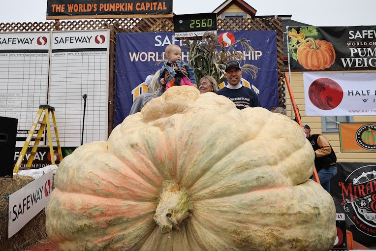 HALF MOON BAY, CA - OCTOBER 10: Travis Gienger (R) poses along his family who's from Anoka, Minnesot...