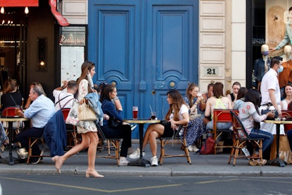 Having lunch in a Parisian cafe in The Rue Montorgueil district is something to do in Paris in 1...