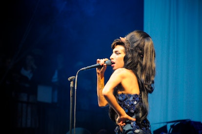 Amy Winehouse performing at the Glastonbury Festival, UK 2008. (Photo by: PYMCA/Universal Images Gro...