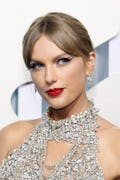 Taylor Swift's "Bejeweled" lyrics include reference to a moonstone aura